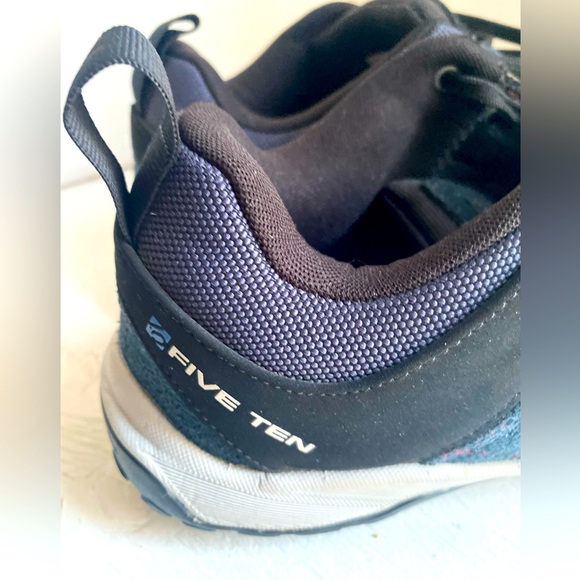 Adidas 5 Ten Hiking Shoe - Picture 5 of 9